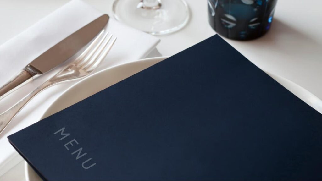 Carta rentable restaurante: cómo rediseñarla sin subir precios ni perder clientes